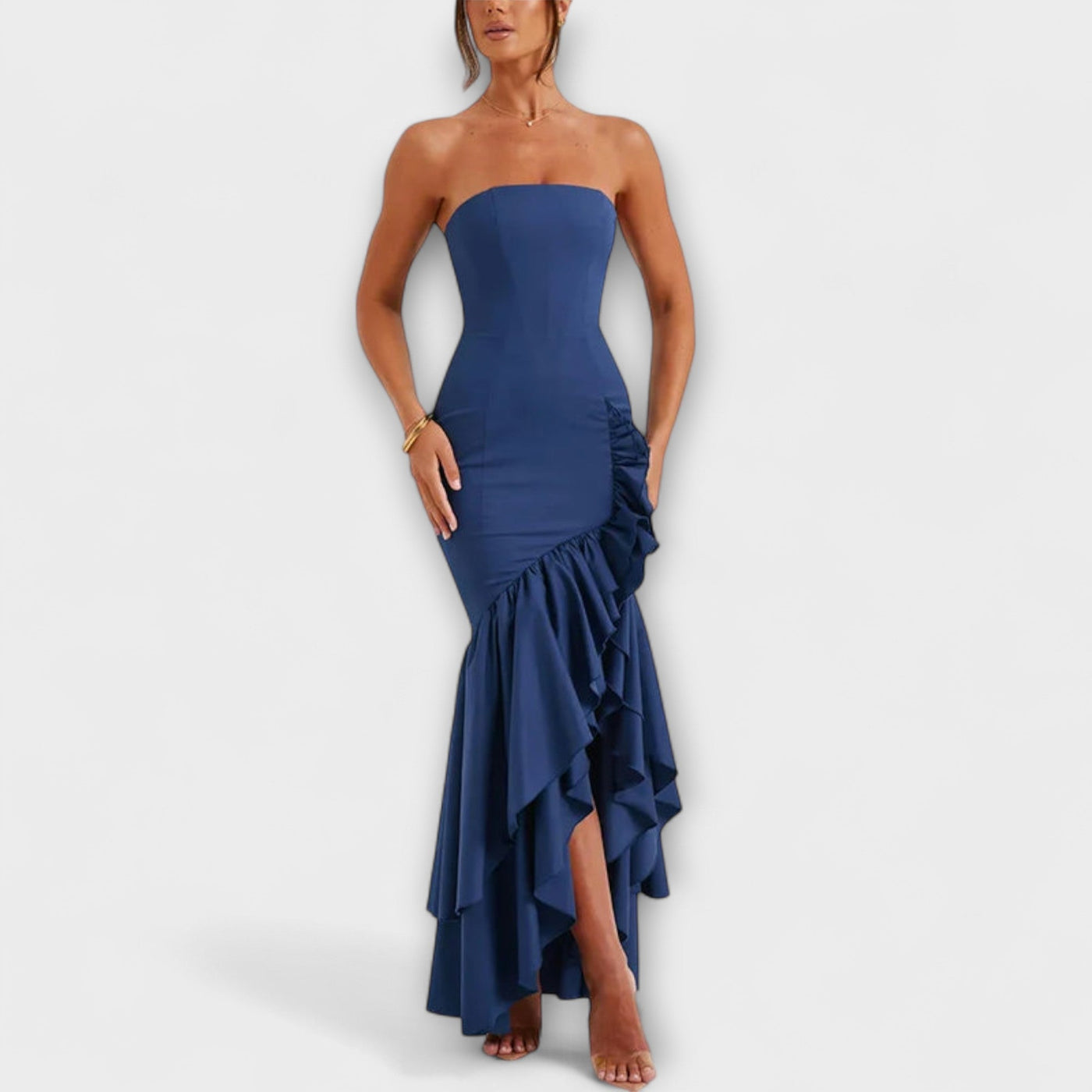 Zuri - Asymmetrisches Off-Shoulder Maxi-Kleid in Slim Fit
