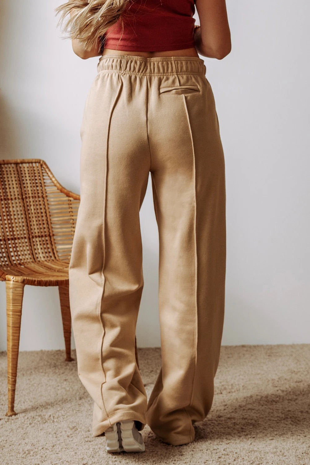 Jane® | Rauchgraue Hose mit freiliegender Naht und Kordelzug, hoher Taille und weitem Bein