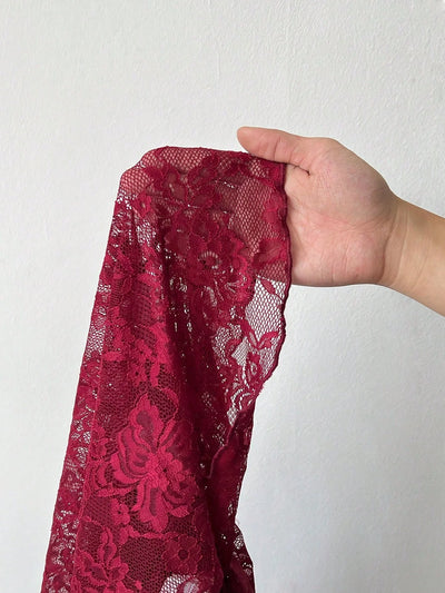 Cropped Spitzenbluse mit langen Ärmeln – Sexy, Transparent & Feminin