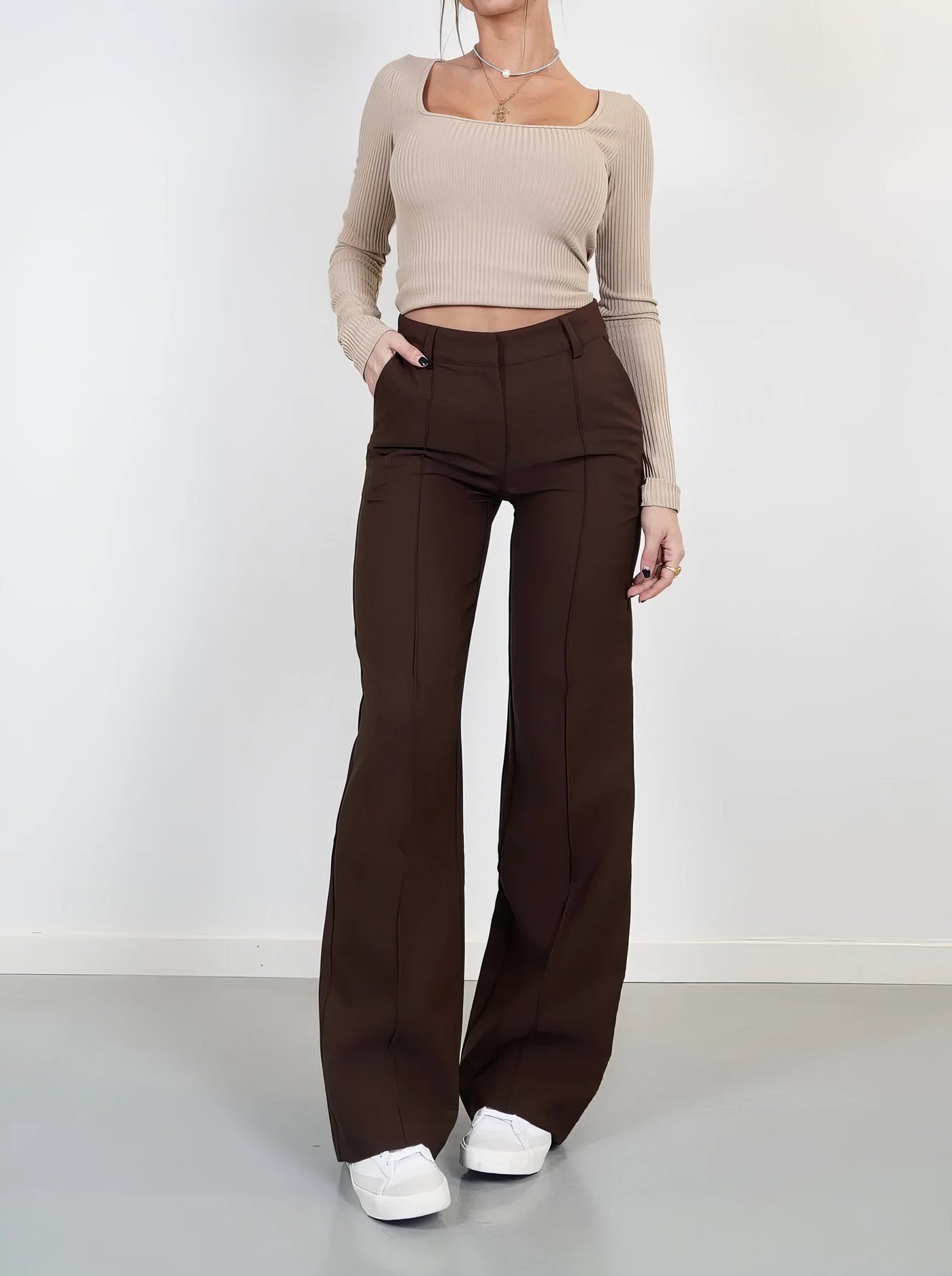 Gerade geschnittene hosen für frauen