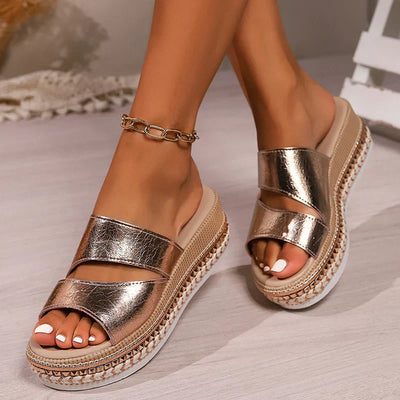 Arantza – Bequeme Sandalen Mit Offener Spitze Und Keilabsatz