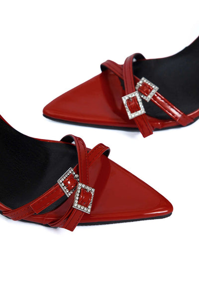 Olive | Lackleder Riemchenabsätze mit goldenen Schnallenakzenten