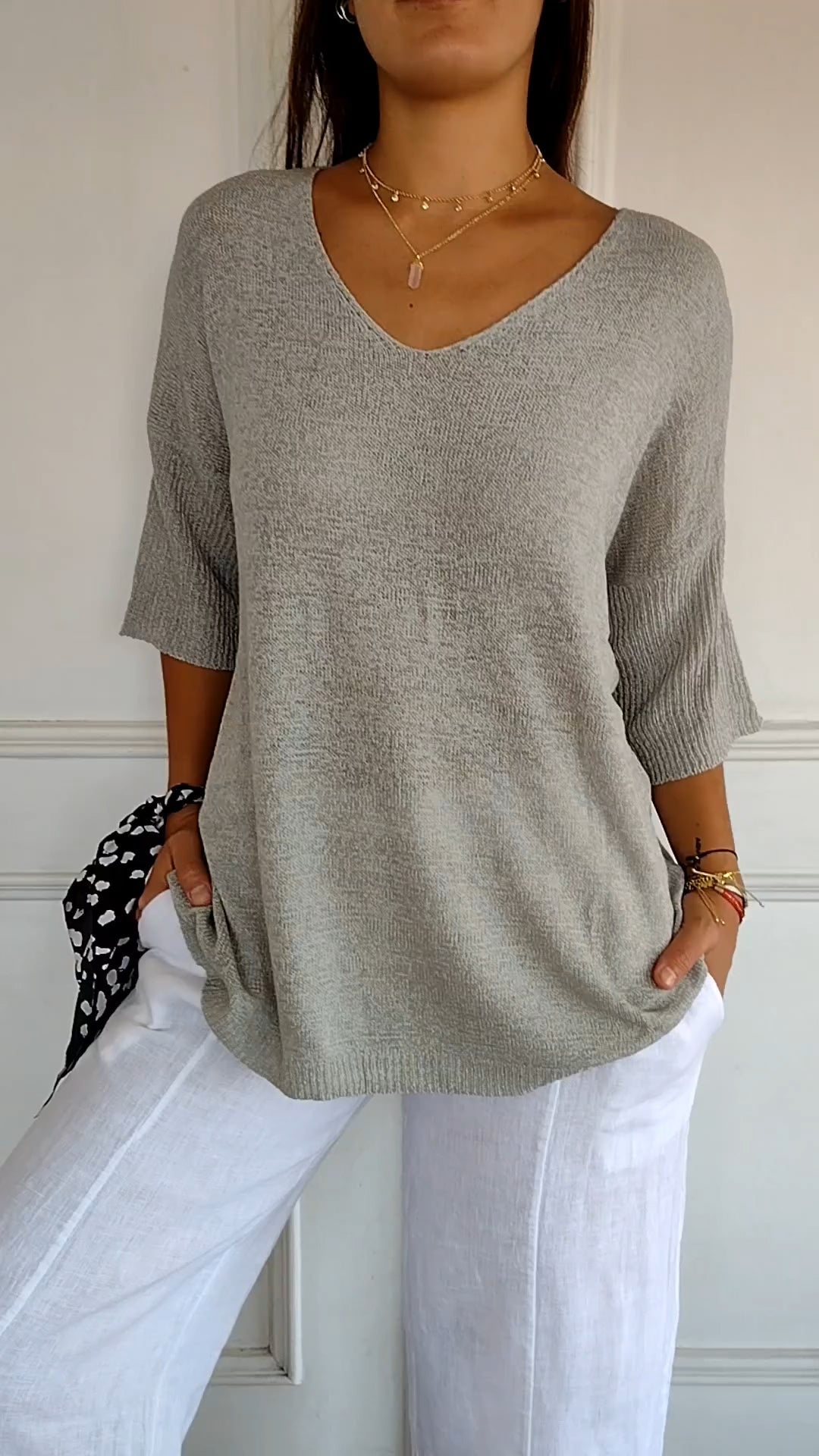 Unifarbenes stricktop mit v-ausschnitt