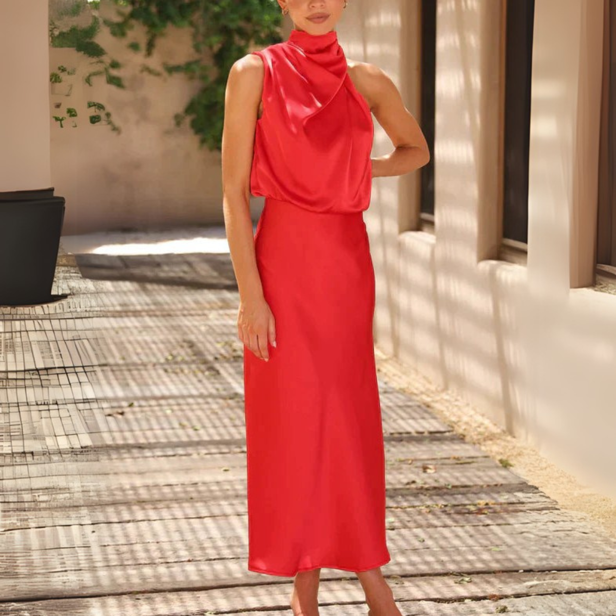 Drapiertes Neckholder-Midikleid Für Damen