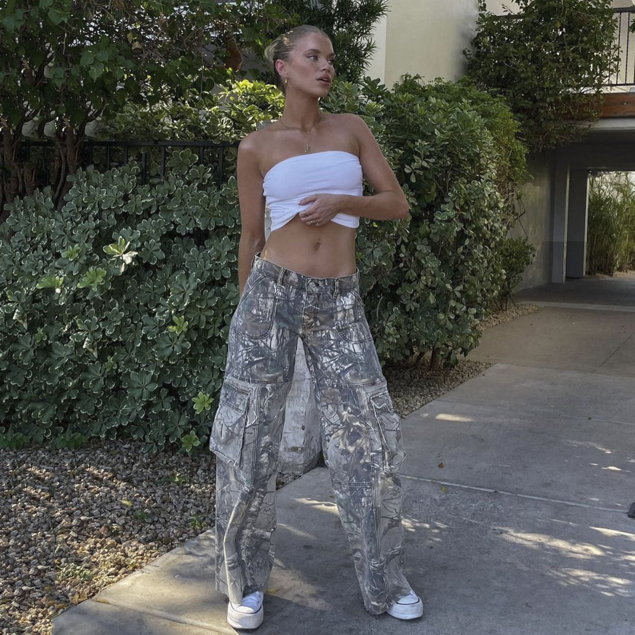 Camo Cargo Hose – Robuste Utility-Jeans