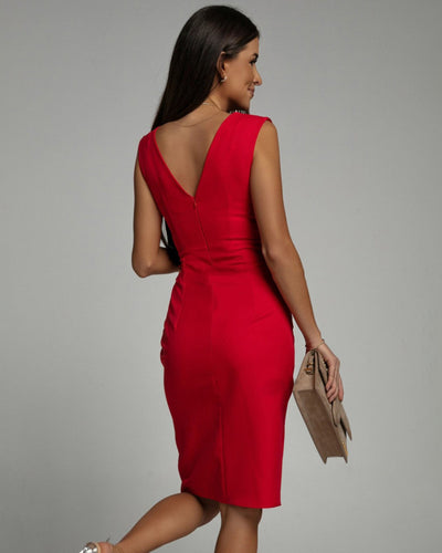 Aloisa | Tailliertes Kleid mit V-Ausschnitt und Schlitz