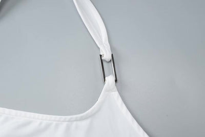 Mayfair™ | Mira Schlitz-Haltertop mit Knopfdetail