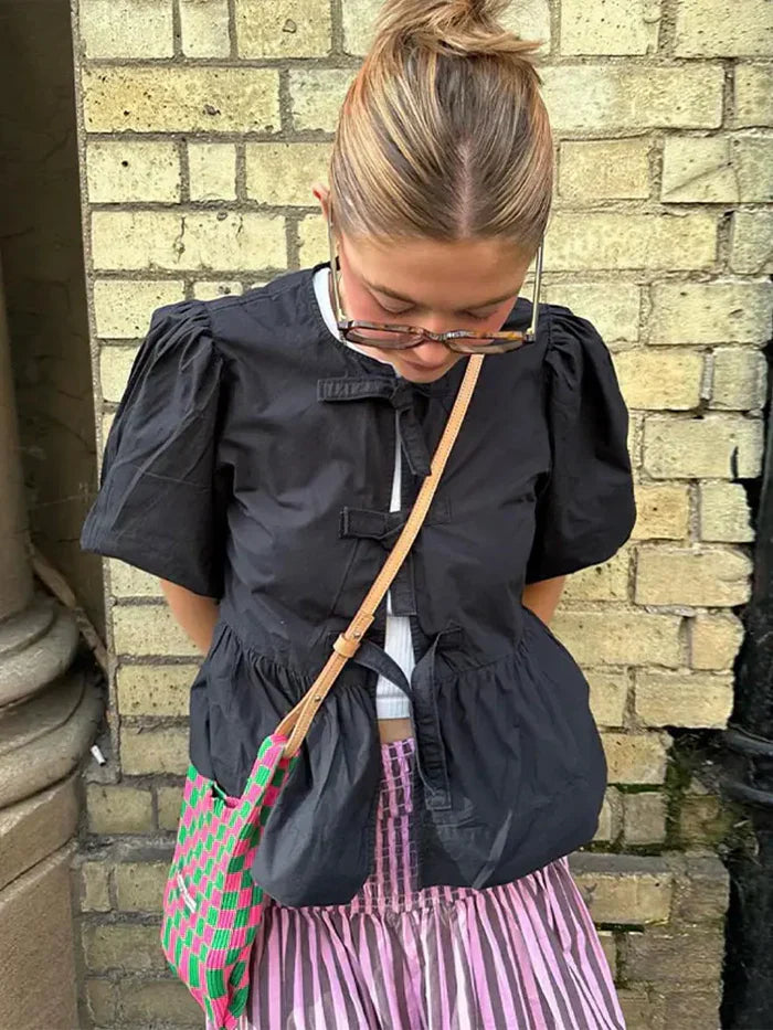 Harriett Schößchen-Bluse mit Krawattenverschluss