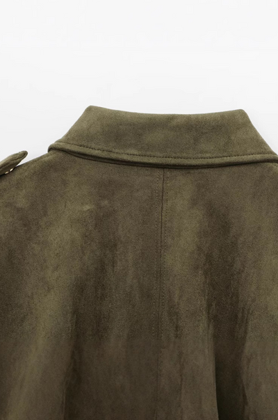 MIRAVO | Wildleder-Pilotenjacke mit Fledermausärmeln – Grün