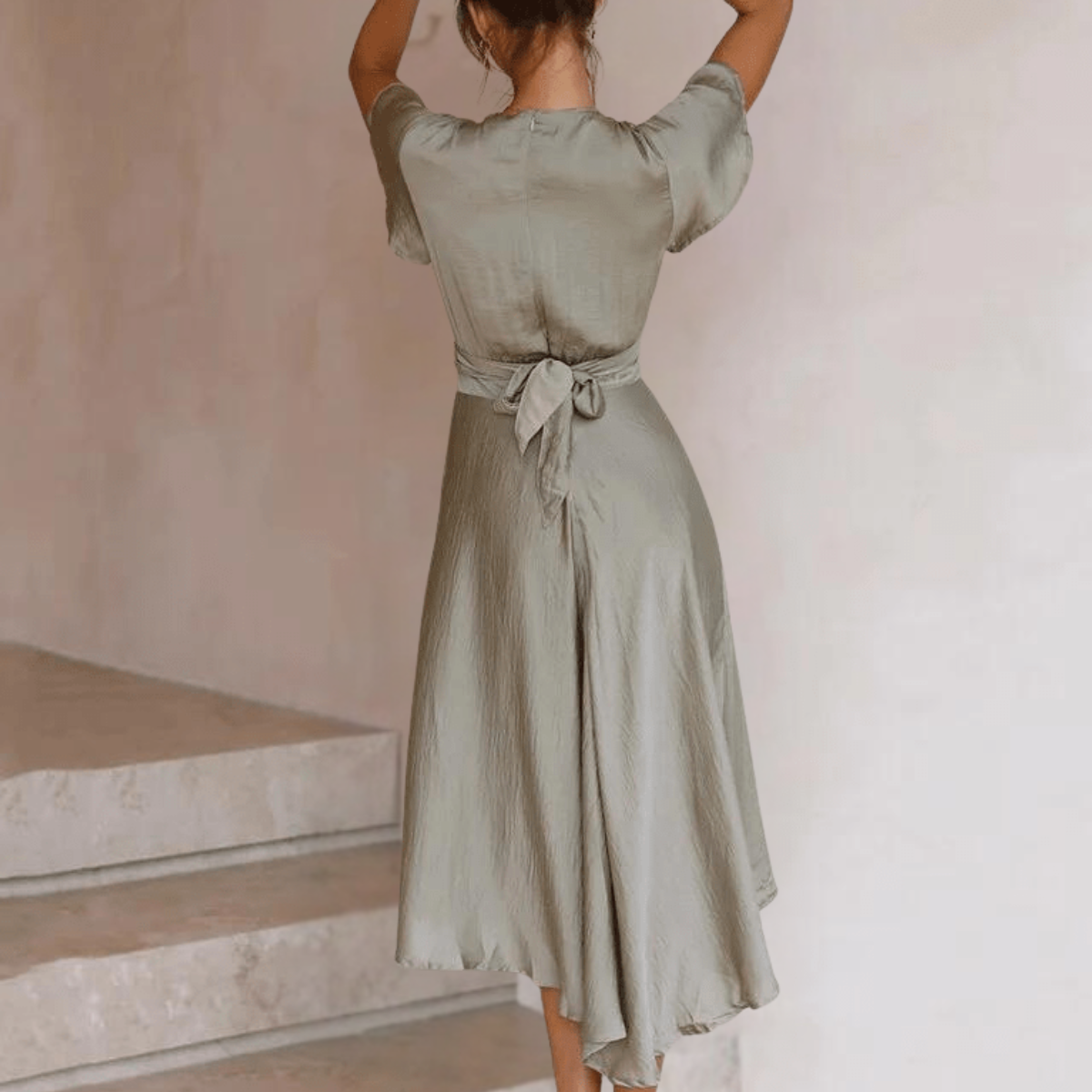 Kurzarm-Midikleid mit Frontbindung Für Damen