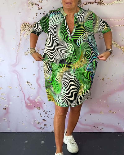 MIRAVO | Farbintensives V-Ausschnitt-Kleid – Elegant & Bequem