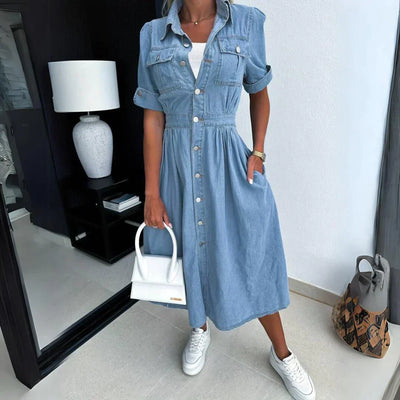 Trendiges denim-kleid