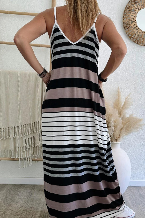 Francisca® | Mehrfarbig gestreiftes Maxikleid mit Spaghettiträgern und V-Ausschnitt