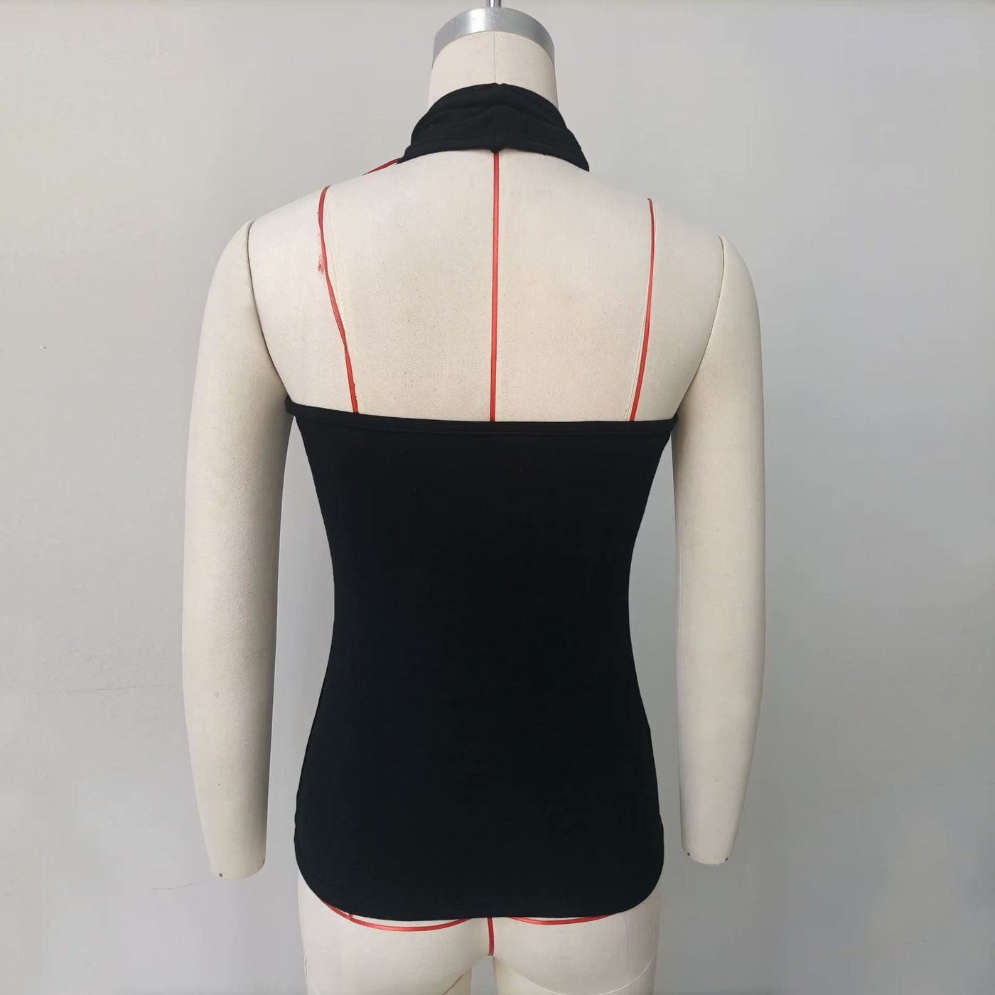 Mayfair™ | Zoë Twist-Cut Top