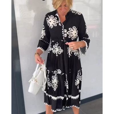 Geblümtes kleid mit 3/4 Ärmeln