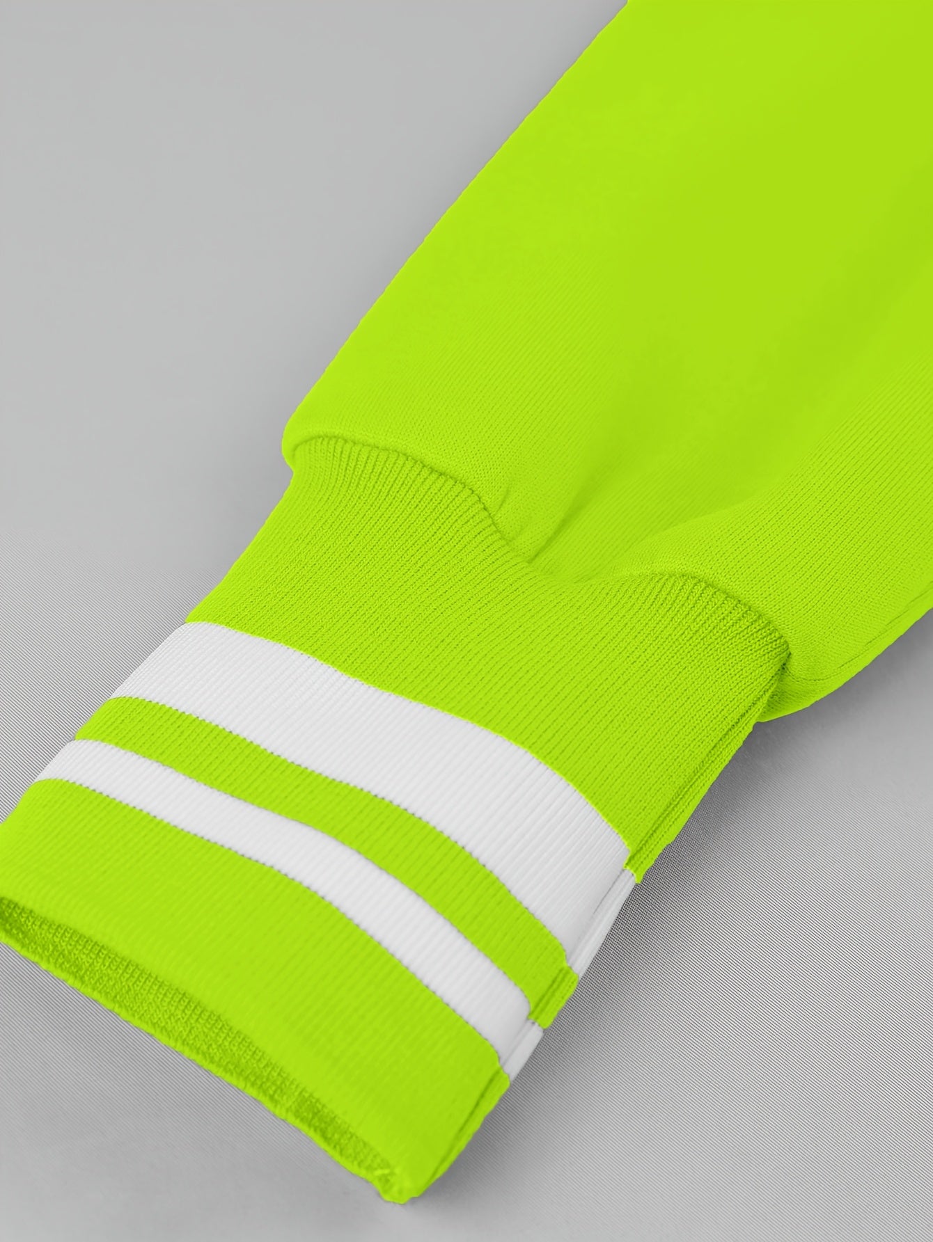 Nicola – Langärmelige Jacke Mit Seitentaschen