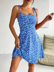 Imogen -  Elegantes Stretch-Cami-Kleid mit Blumenmuster und Taille