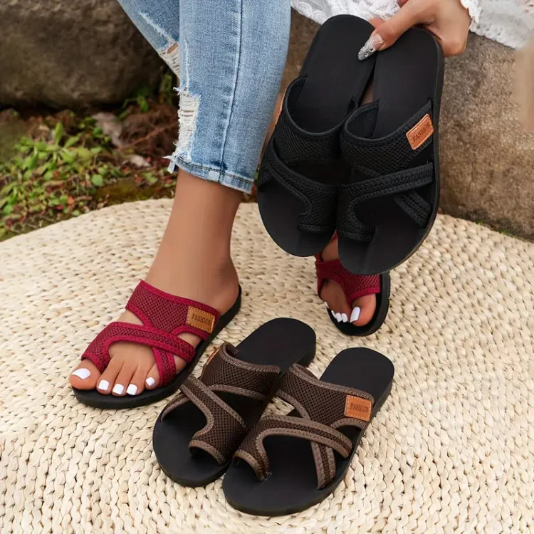 Perforierte mesh-sandalen für frauen