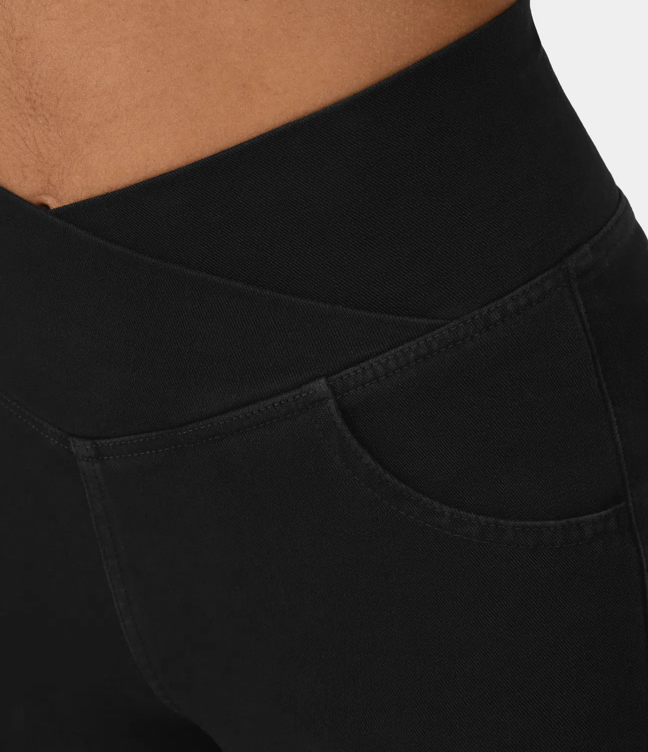 Geschwungene jeans mit hoher taille