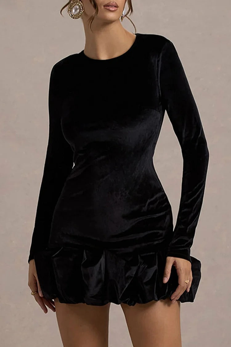 Lauren® | Samt-Minikleid mit rundem Ausschnitt und langen Ärmeln und gerüschtem Puffsaum – Lila