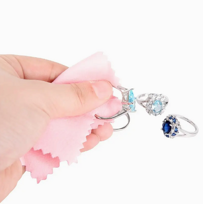 Ema's Premium Schmuckreinigungstücher – 50 Stück für strahlenden Glanz