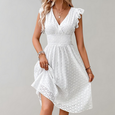 Elegantes sommerkleid für frauen mit rüschen