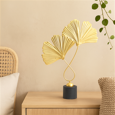 GoldenGrove – Minimalistische Ginkgo-Blatt Skulptur für eleganten natürlichen Charme