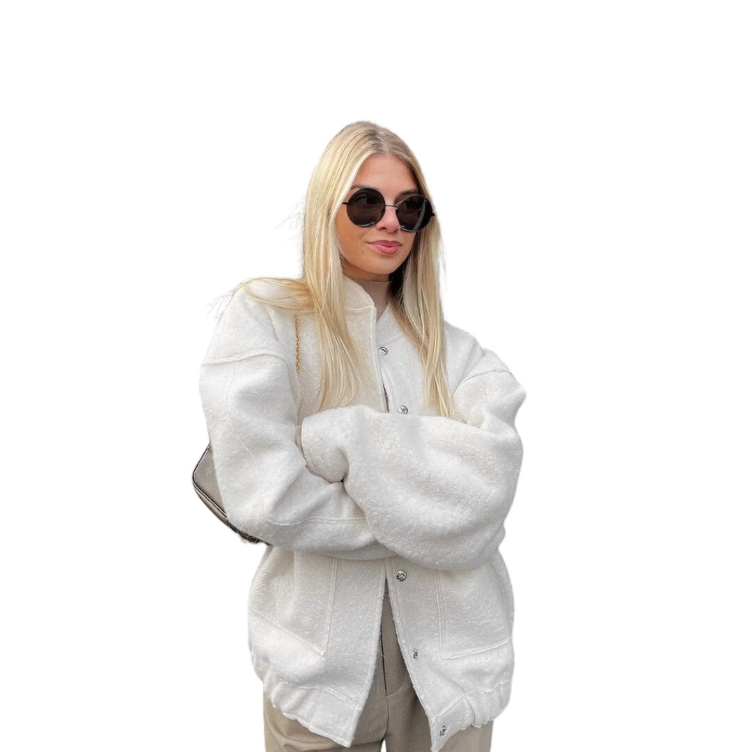 Übergroße Knopfjacke für Damen