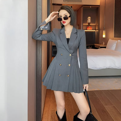 Benedetta | Elegantes Double-Button Faltenkleid