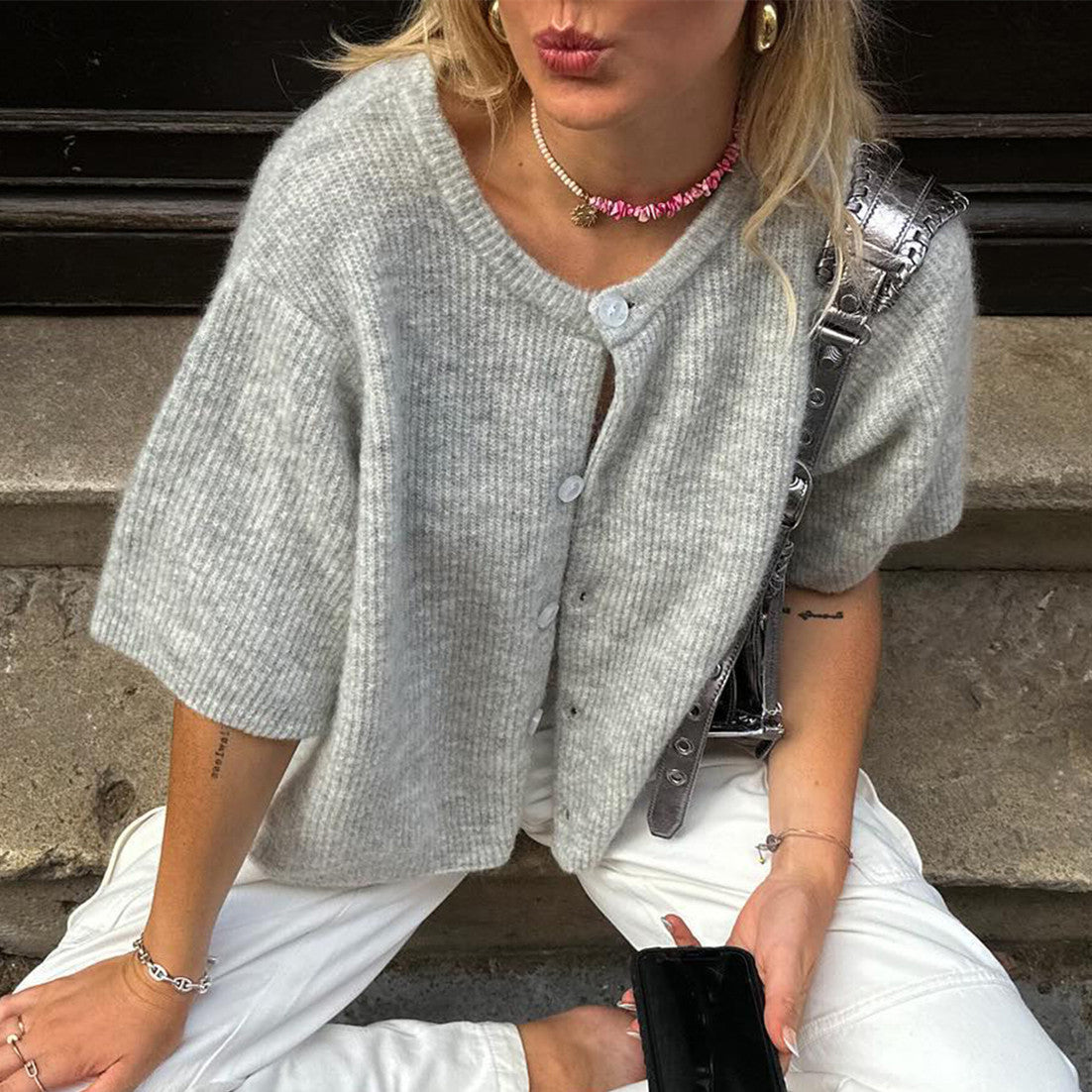 Kurzärmliger Rundhals-Cardigan für Damen | Ideal für alle Jahreszeiten