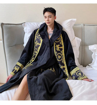Herrenbademantel – mit Kapuze – aus Samt – Luxusbademantel – Bademantel mit Handtuch