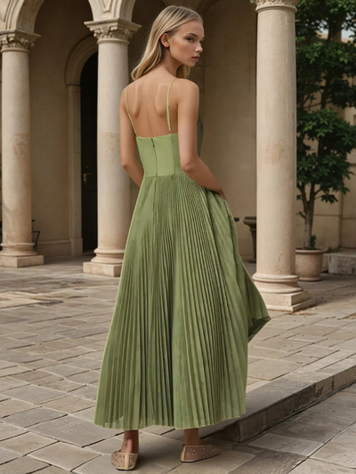 MIRAVO | Elegantes Plissee-Maxikleid in Olivgrün
