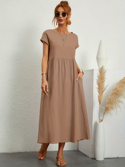 Kleid mit rundhalsausschnitt