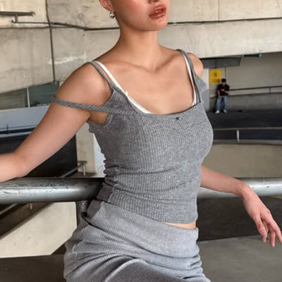 Schulterfreies Damen Top mit feiner Rippenstruktur