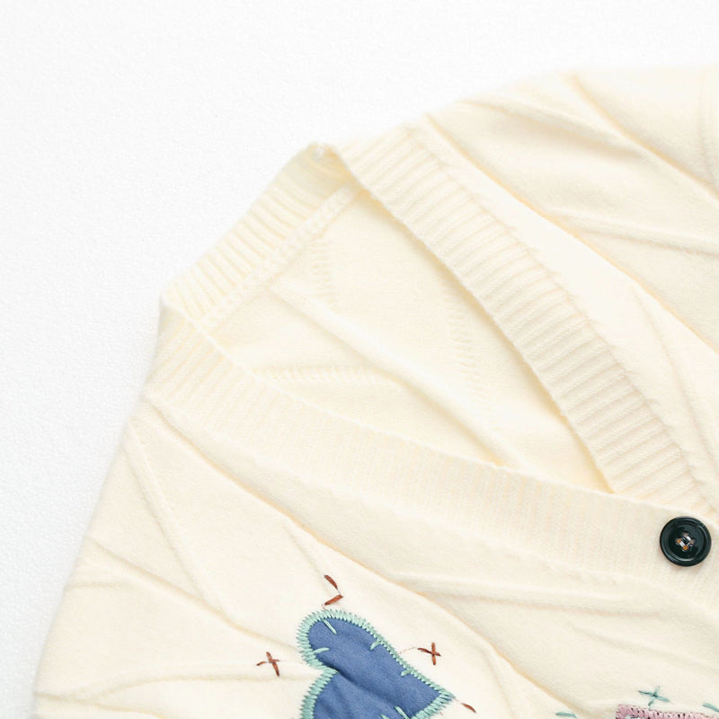 Verspielte Strickjacke für Damen