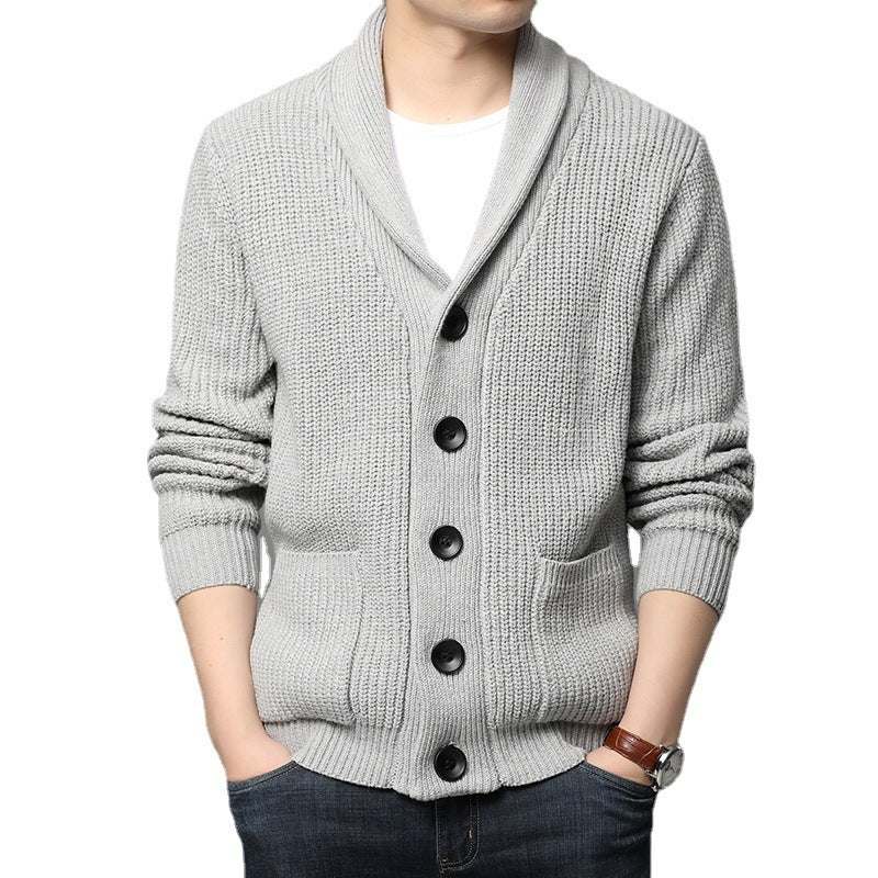 Herren Strickjacke mit hoch geschlossenem Kragen und praktischen Taschen Aliams