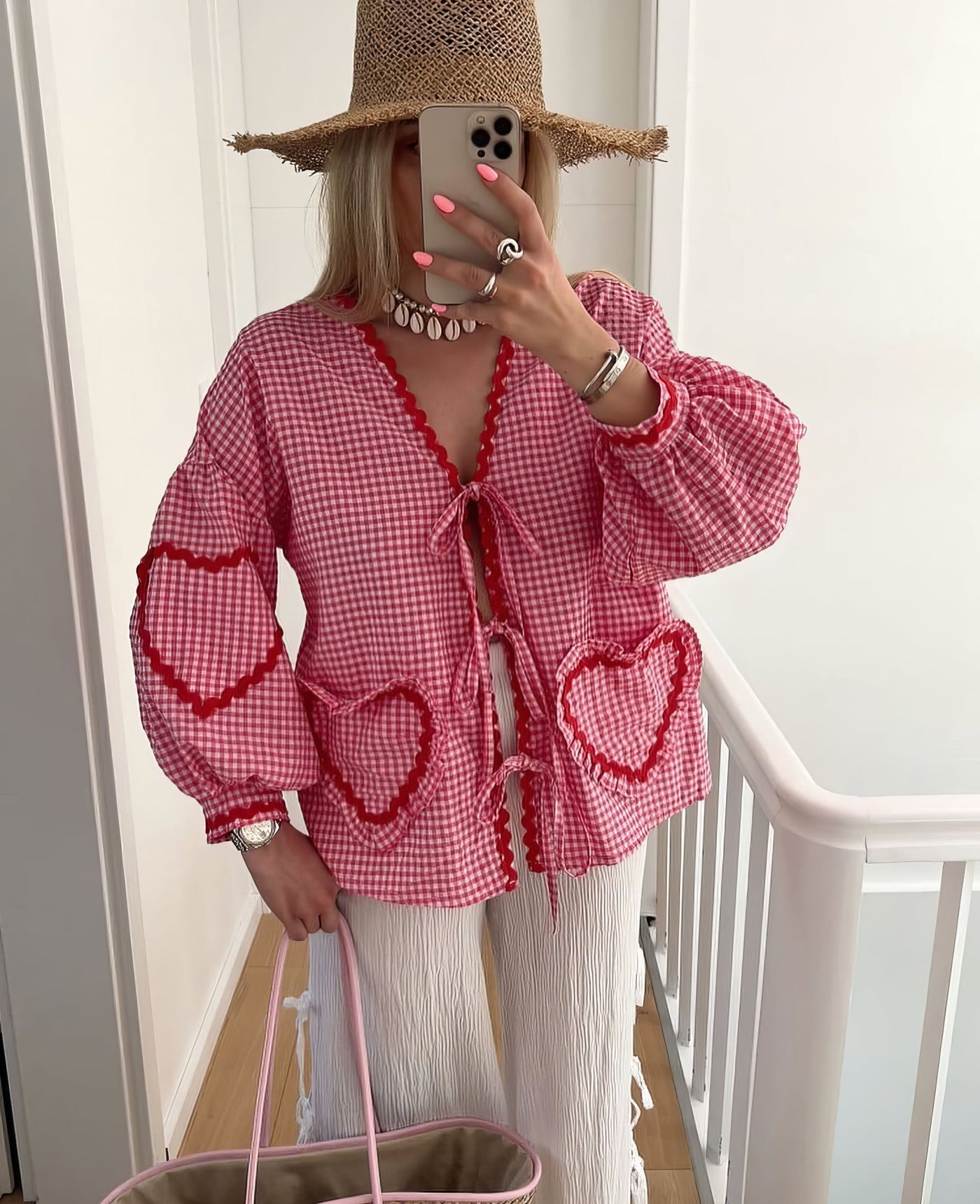 Damen Gingham Bluse – Lockere Passform mit Rüschen & Schleife