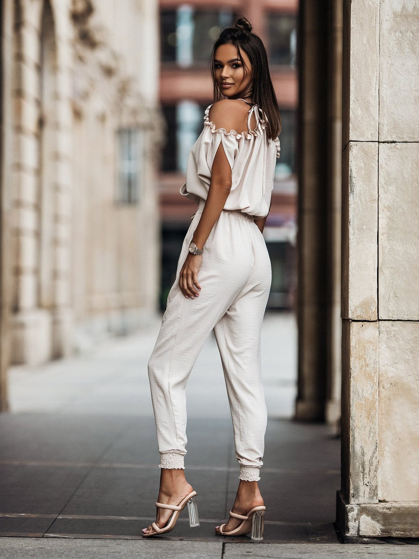 Hannah - Femininer & Lässiger Off-Shoulder Jumpsuit