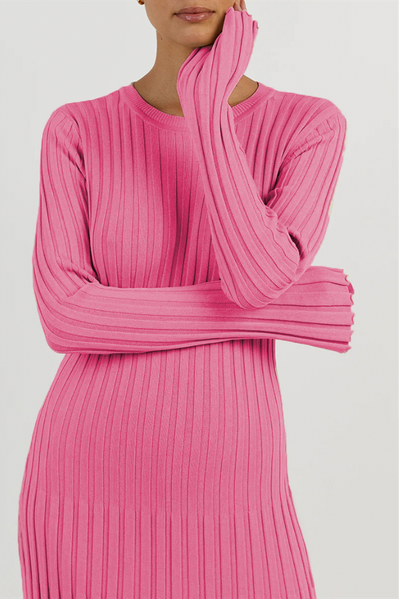 Langes kleid mit rippung