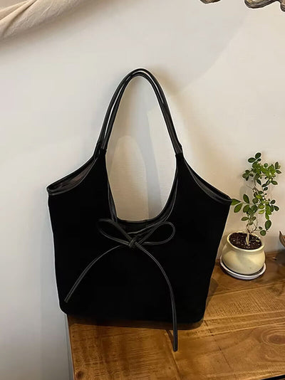 Vegane Wildleder-Umhängetasche mit Schleife – Elegant & Nachhaltig