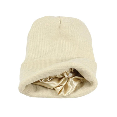 Satin wintermütze