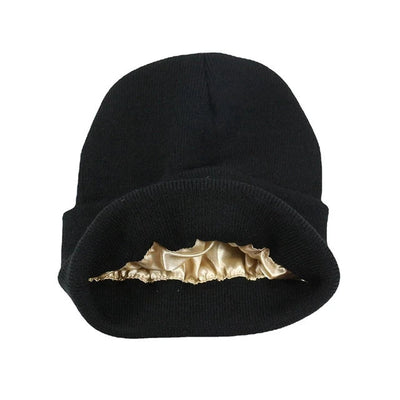 Satin wintermütze