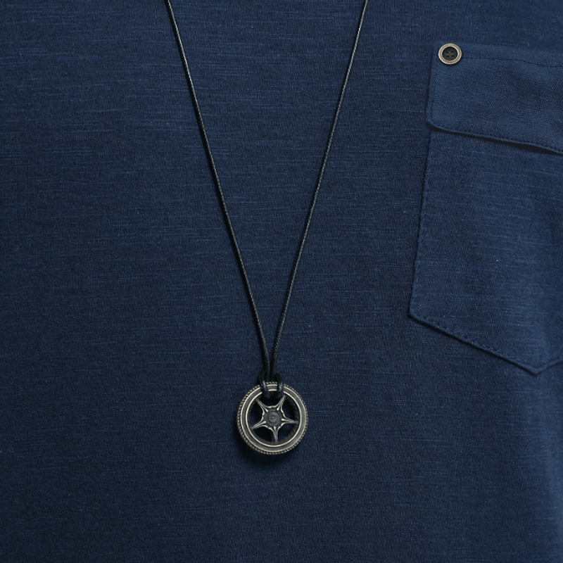 T-Shirt – Leicht – Normale Passform – T-Shirt mit V-Ausschnitt – Herrenhemden