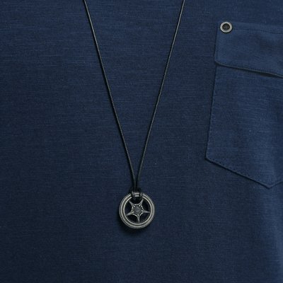 T-Shirt – Leicht – Normale Passform – T-Shirt mit V-Ausschnitt – Herrenhemden