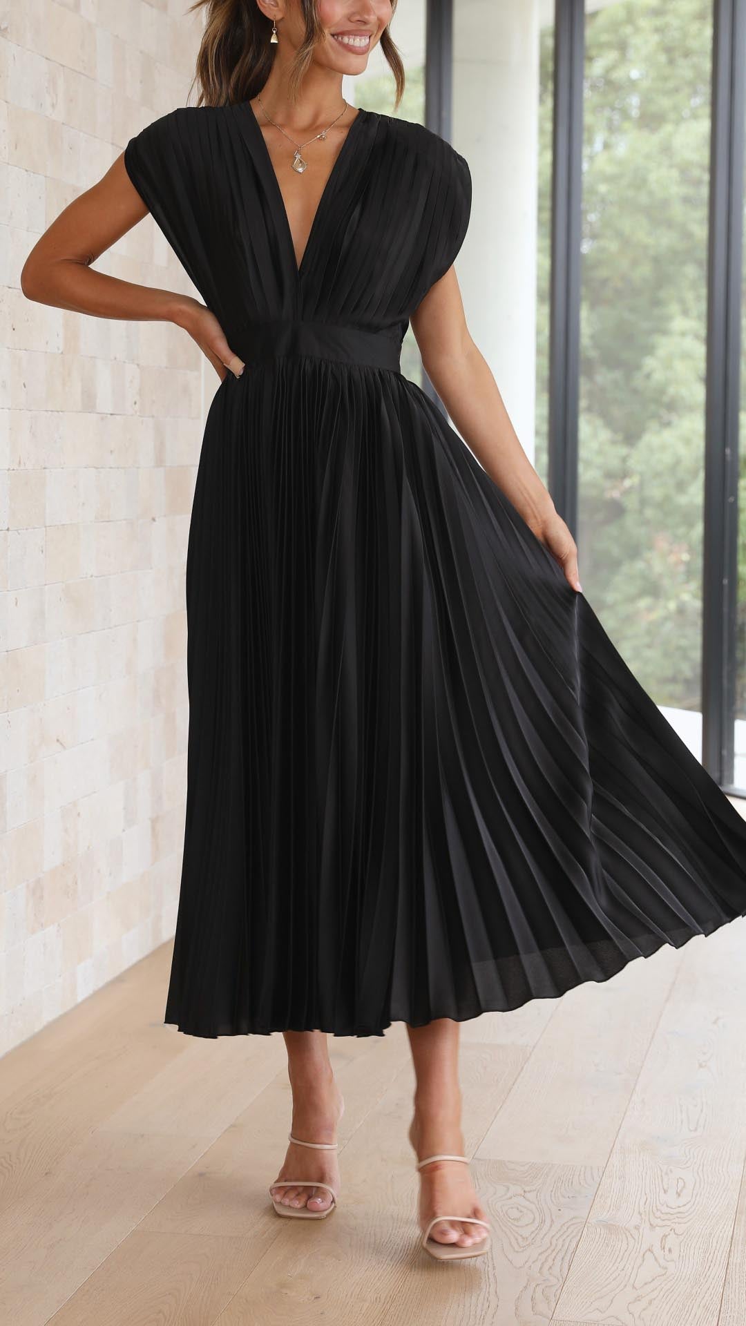 MIRAVO | Elegantes Plissiertes Maxikleid