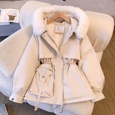 Winterparka mit pelzbesatz