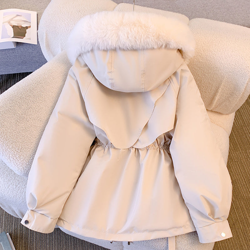 Winterparka mit pelzbesatz