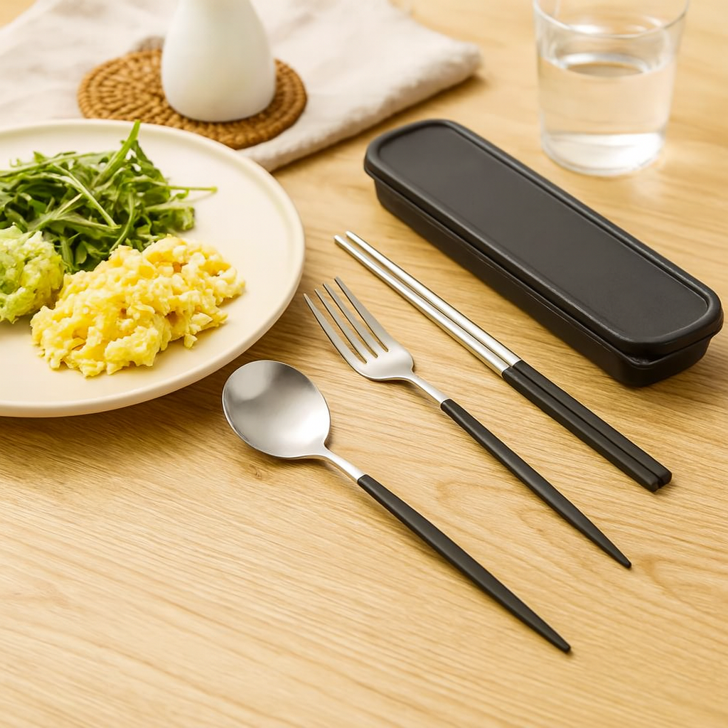 Zeyora | 4-teiliges Reisebesteck- und Essstäbchenset aus Edelstahl mit Halter