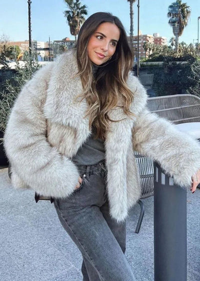 ARELLE™ - Kunstpelzmantel