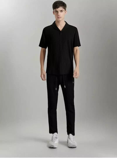Zweiteiliges Set - Kurzarmhemd und Hose für Männer für den Sommer